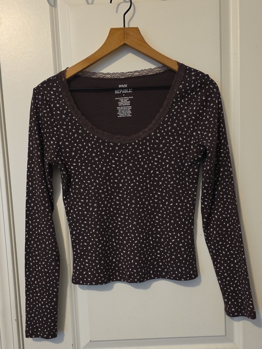 Pink Republic Ditsy Floral Fitted Long Sleeve Top Size S
